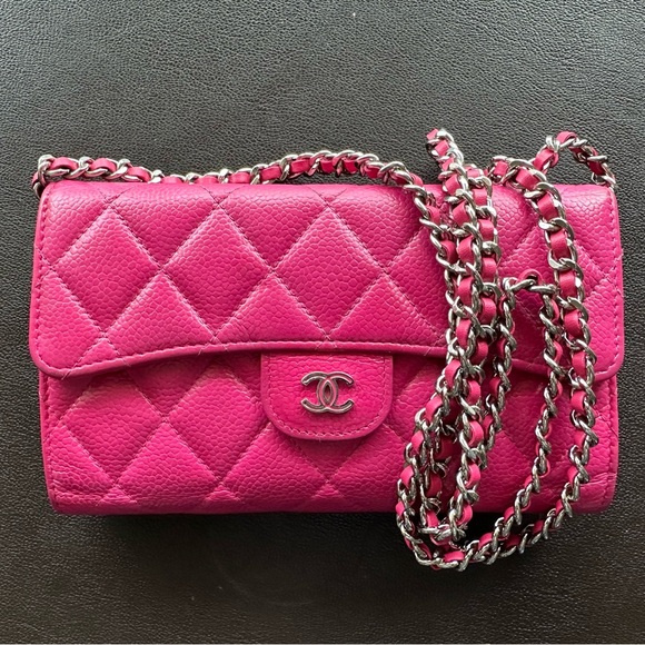 CHANEL Matelasse Flap Crossbody Purse Clutch WOC - Picture 1 of 11